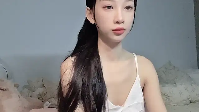 Lili-2 online show from July 12, 2026, 3:57 pm