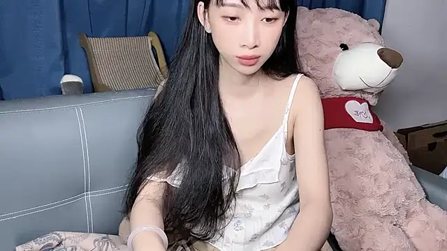 Snapshot of Lili-2 chatting on October 20, 2025, 3:34 pm Lili-2 online show from October 20, 2025, 3:34 pm