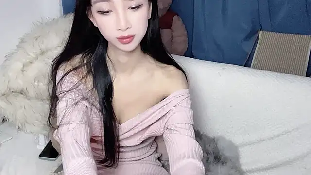 Snapshot of Lili-2 chatting on December 1, 2025, 2:40 pm Lili-2 online show from December 1, 2025, 2:40 pm