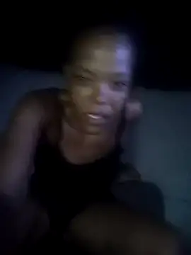 Snapshot of Feathergal69_ chatting on December 14, 2024, 5:58 pm Feathergal69 online show from December 14, 2024, 5:58 pm