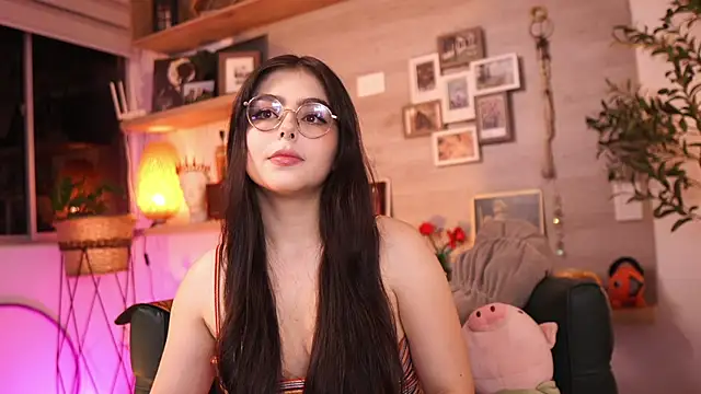 Snapshot of Dear_Morgan chatting on November 12, 2025, 11:19 pm Dear Morgan online show from November 12, 2025, 11:19 pm