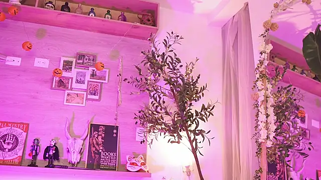 Snapshot of Dear_Morgan chatting on October 23, 2025, 11:25 pm Dear Morgan online show from October 23, 2025, 11:25 pm