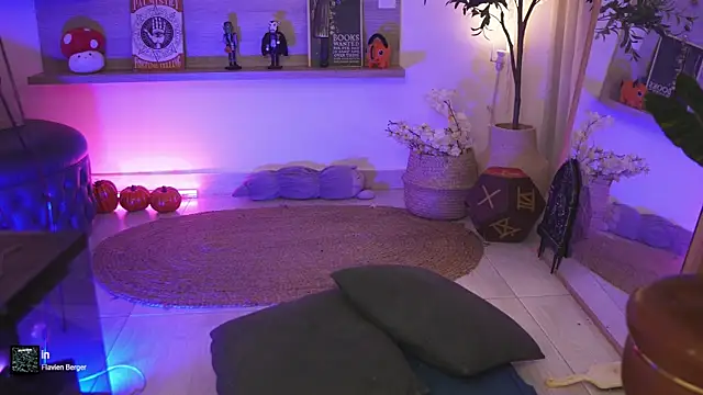 Snapshot of Dear_Morgan chatting on October 15, 2025, 8:06 pm Dear Morgan online show from October 15, 2025, 8:06 pm