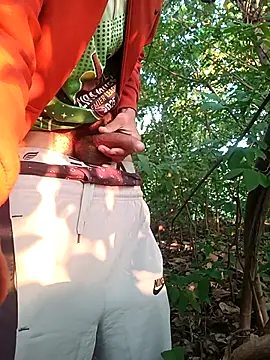 Snapshot of Piyush_2024 chatting on November 17, 2025, 1:53 am Piyush 2024 online show from November 17, 2025, 1:53 am