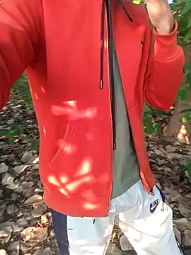 Snapshot of Piyush_2024 chatting on November 13, 2025, 1:42 am Piyush 2024 online show from November 13, 2025, 1:42 am