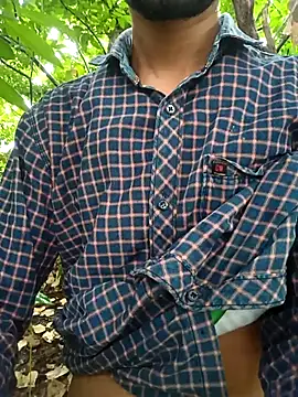 Snapshot of Piyush_2024 chatting on October 26, 2025, 2:34 am Piyush 2024 online show from October 26, 2025, 2:34 am