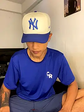 Edward Milleer online show from December 14, 2025, 5:07 pm