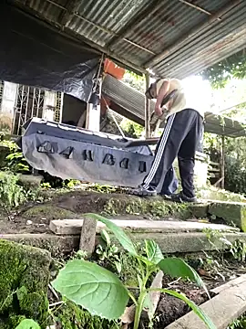 Jestebanano online show from March 11, 2026, 4:12 pm