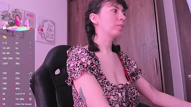 Snapshot of Electraa_fox chatting on March 18, 2025, 4:06 pm Electraa fox online show from March 18, 2025, 4:06 pm