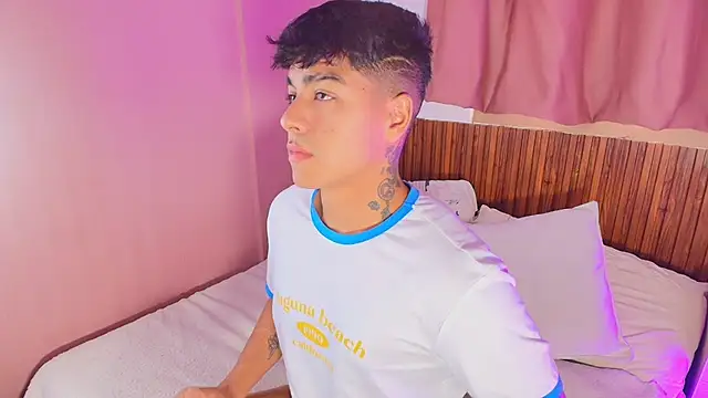 Snapshot of kiing_azahell chatting on March 11, 2026, 9:09 pm kiing azahell online show from March 11, 2026, 9:09 pm