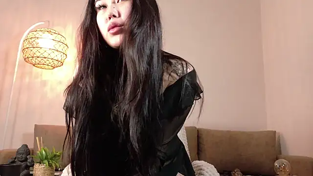 Snapshot of Yuriko_May chatting on March 24, 2026, 9:31 am Yuriko May online show from March 24, 2026, 9:31 am