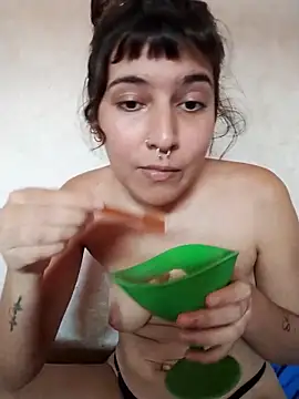 Cloeegoth online show from March 5, 2025, 6:12 pm