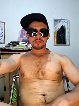 coqueto1210 online show from November 15, 2025, 4:00 pm