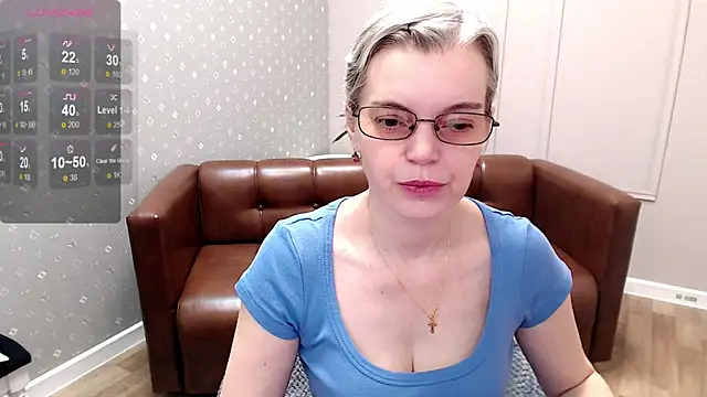 Snapshot of Cutie_Erikaa1 chatting on March 19, 2026, 2:33 am Cutie Erikaa1 online show from March 19, 2026, 2:33 am