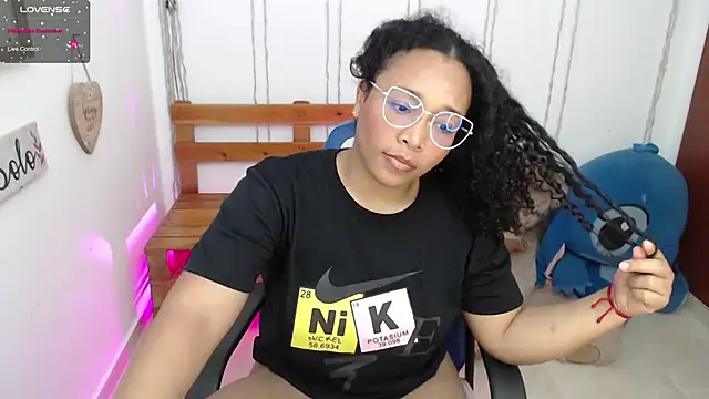 Snapshot of _africax chatting on February 15, 2025, 4:36 am africax online show from February 15, 2025, 4:36 am