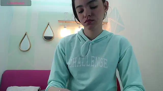 Snapshot of Mia-kalinfa chatting on March 8, 2025, 1:47 pm Mia-kalinfa online show from March 8, 2025, 1:47 pm