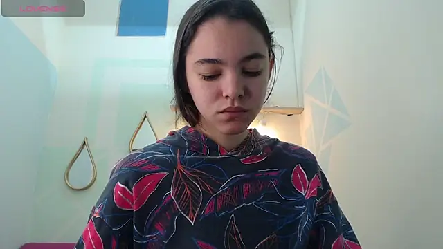 Snapshot of Mia-kalinfa chatting on March 10, 2025, 1:21 pm Mia-kalinfa online show from March 10, 2025, 1:21 pm