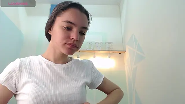 Snapshot of Mia-kalinfa chatting on February 21, 2025, 1:11 pm Mia-kalinfa online show from February 21, 2025, 1:11 pm
