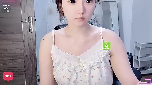 Snapshot of momo-5952 chatting on July 22, 2026, 7:10 am momo-5952 online show from July 22, 2026, 7:10 am