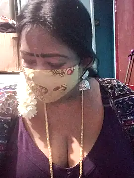 Snapshot of maniisha chatting on August 3, 2026, 4:13 pm maniisha online show from August 3, 2026, 4:13 pm
