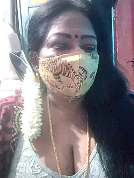 Snapshot of maniisha chatting on July 15, 2026, 3:41 pm maniisha online show from July 15, 2026, 3:41 pm