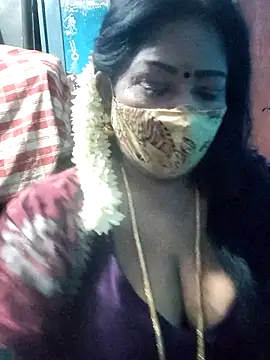 Snapshot of maniisha chatting on July 28, 2026, 4:39 pm maniisha online show from July 28, 2026, 4:39 pm
