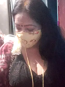 Snapshot of maniisha chatting on July 18, 2026, 3:53 pm maniisha online show from July 18, 2026, 3:53 pm