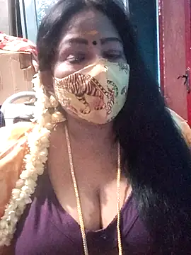 Snapshot of maniisha chatting on July 23, 2026, 3:52 pm maniisha online show from July 23, 2026, 3:52 pm