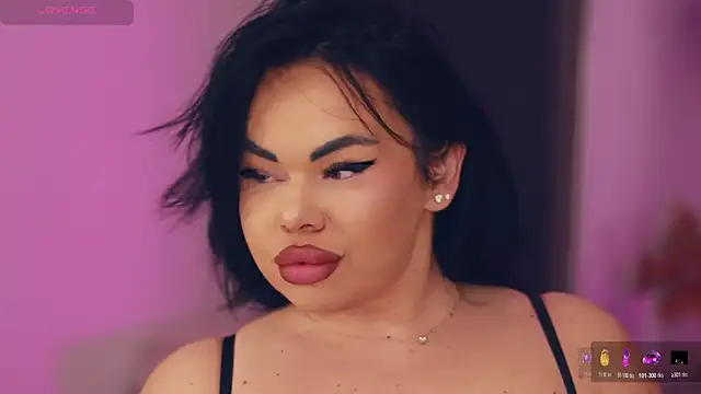 Snapshot of MissLilaa chatting on November 18, 2025, 5:16 pm MissLilaa online show from November 18, 2025, 5:16 pm