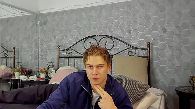 Marcus Swampov online show from December 19, 2024, 3:07 am