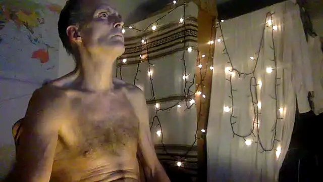 Snapshot of TowaFreespirit chatting on December 5, 2024, 10:39 pm TowaFreespirit online show from December 5, 2024, 10:39 pm