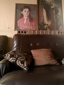 Snapshot of Sweet___Dick chatting on December 18, 2024, 3:33 pm Sweet Dick online show from December 18, 2024, 3:33 pm