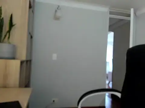Snapshot of AmandaCallum chatting on May 25, 2026, 12:59 pm AmandaCallum online show from May 25, 2026, 12:59 pm