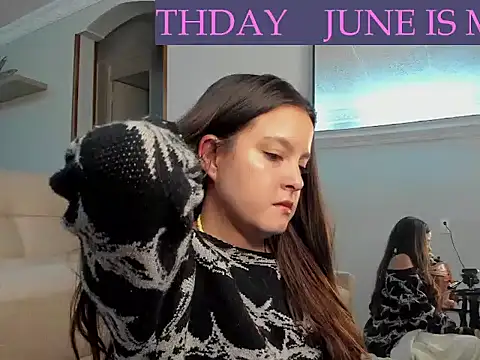 AmandaCallum online show from June 11, 2026, 12:32 am