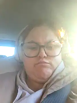 Snapshot of Tallulah-mae-xoxox chatting on November 30, 2025, 11:00 am Tallulah-mae-xoxox online show from November 30, 2025, 11:00 am