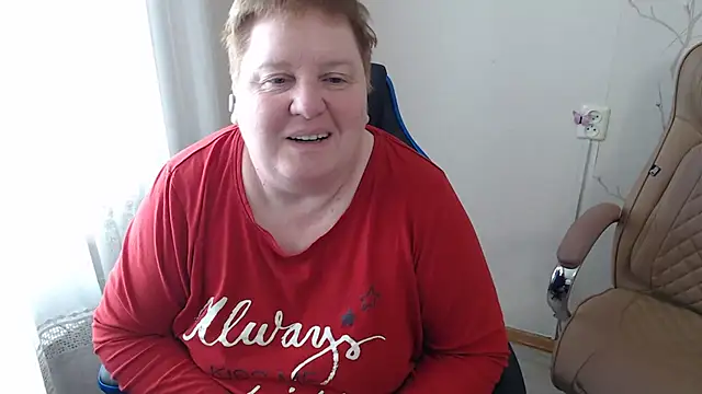 Snapshot of Limonka-Fire chatting on April 21, 2026, 7:59 am Limonka-Fire online show from April 21, 2026, 7:59 am