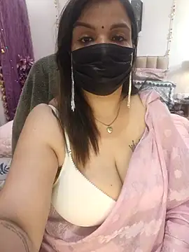 Snapshot of Archi-07 chatting on March 8, 2026, 10:40 am Archi-07 online show from March 8, 2026, 10:40 am