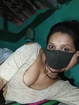 Hoty girl 143 online show from May 20, 2026, 3:58 am