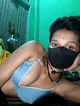 Snapshot of Hoty_girl_143 chatting on December 14, 2025, 3:39 pm Hoty girl 143 online show from December 14, 2025, 3:39 pm