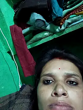 Snapshot of Hoty_girl_143 chatting on December 1, 2025, 5:03 pm Hoty girl 143 online show from December 1, 2025, 5:03 pm