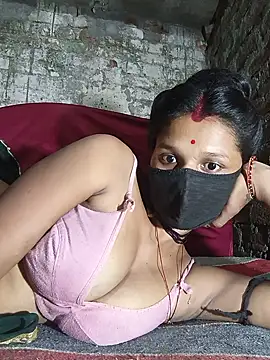 Hoty girl 143 online show from July 7, 2026, 1:36 pm