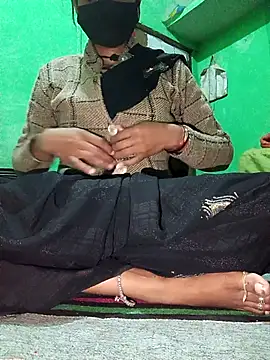 Hoty girl 143 online show from February 11, 2026, 2:11 am