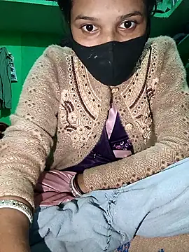 Snapshot of Hoty_girl_143 chatting on November 9, 2025, 2:43 pm Hoty girl 143 online show from November 9, 2025, 2:43 pm