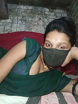 Hoty girl 143 online show from June 4, 2026, 3:38 pm