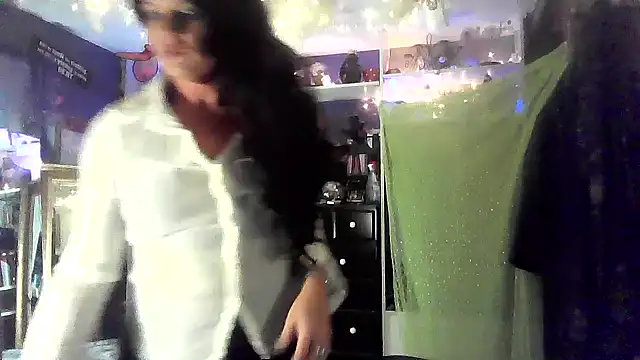 jadegilf1 online show from December 6, 2024, 9:18 pm