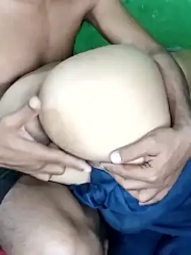 RADHAHO online show from April 1, 2026, 7:44 pm