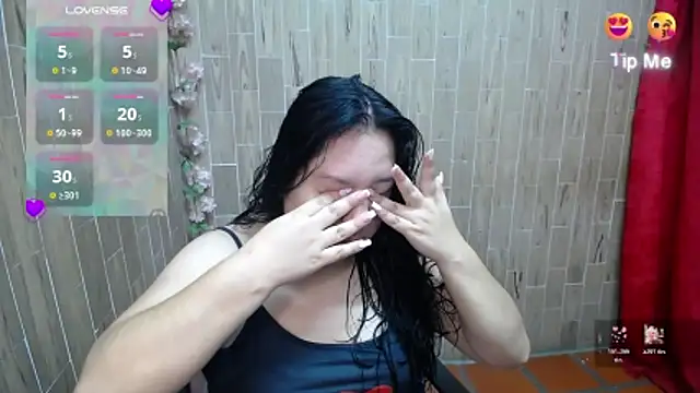 Snapshot of solyeria chatting on March 3, 2026, 6:31 am solyeria online show from March 3, 2026, 6:31 am