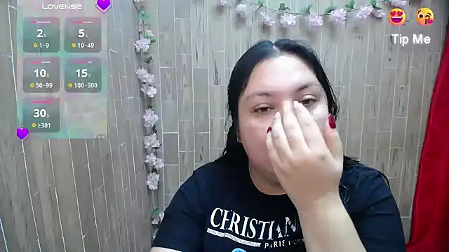 Snapshot of solyeria chatting on March 25, 2026, 3:55 pm solyeria online show from March 25, 2026, 3:55 pm