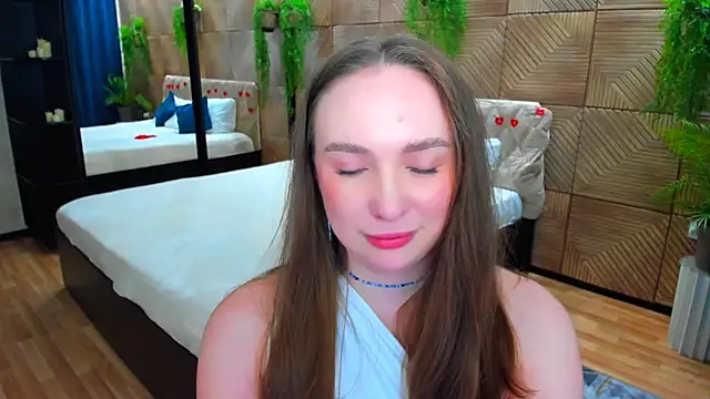 Snapshot of TrueReincarnation chatting on June 11, 2026, 3:03 am TrueReincarnation online show from June 11, 2026, 3:03 am