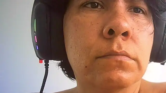 Snapshot of jimmykein_1 chatting on October 19, 2025, 7:05 pm jimmykein 1 online show from October 19, 2025, 7:05 pm